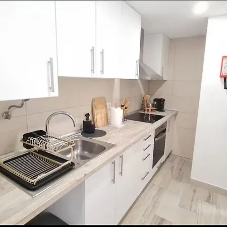 Apartman 2 Bed Unit In Alfama Lisboa